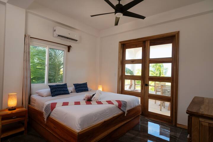 3BD 2BA Ground Floor Villa Sandy Feet Beach Resort gallery image 4