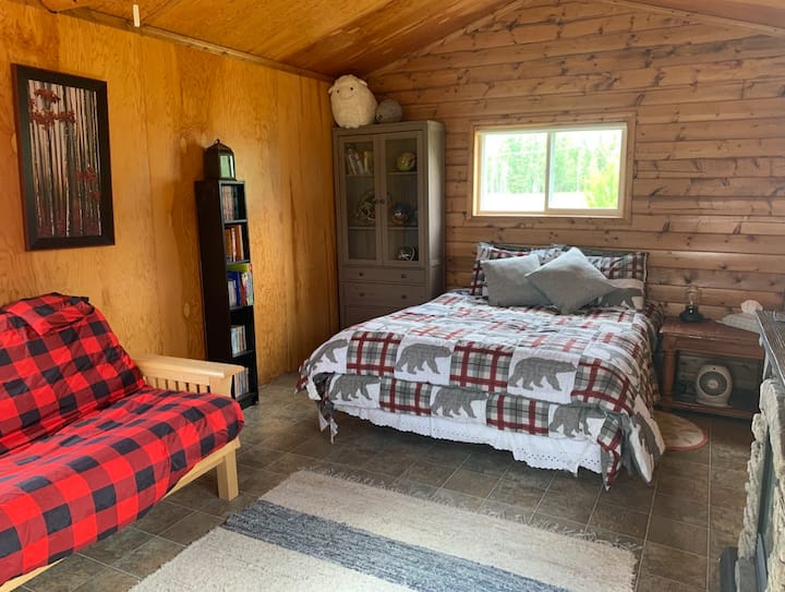 1st Cabin Interior - one queen bed, one futon (suitable for two small children, or one older child/adult)