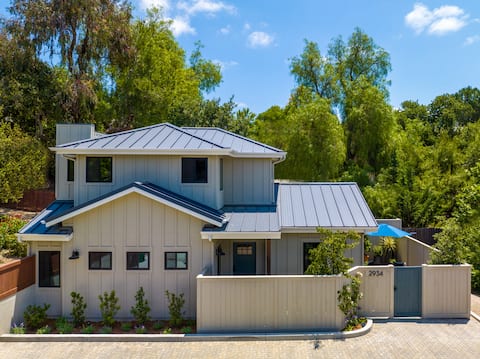 2 Br/ 2Ba New+Stylish Cottage Downtown Los Olivos