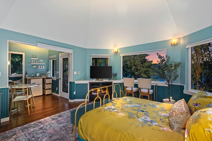 ต้อนรับสู่หอคอยอันงดงามที่มีเสน่ห์แบบโลกเก่า!