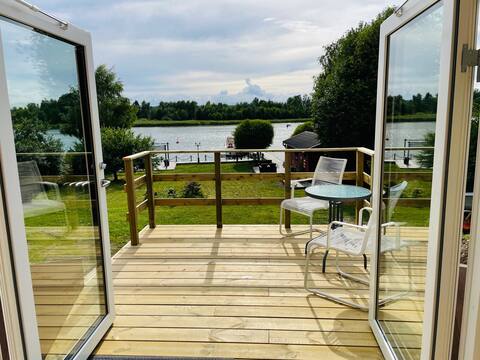 Little Anna - lake plot  with dock access