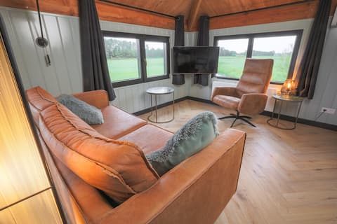 Top Airbnb: Lodge on the Oer-IJ in Castricum