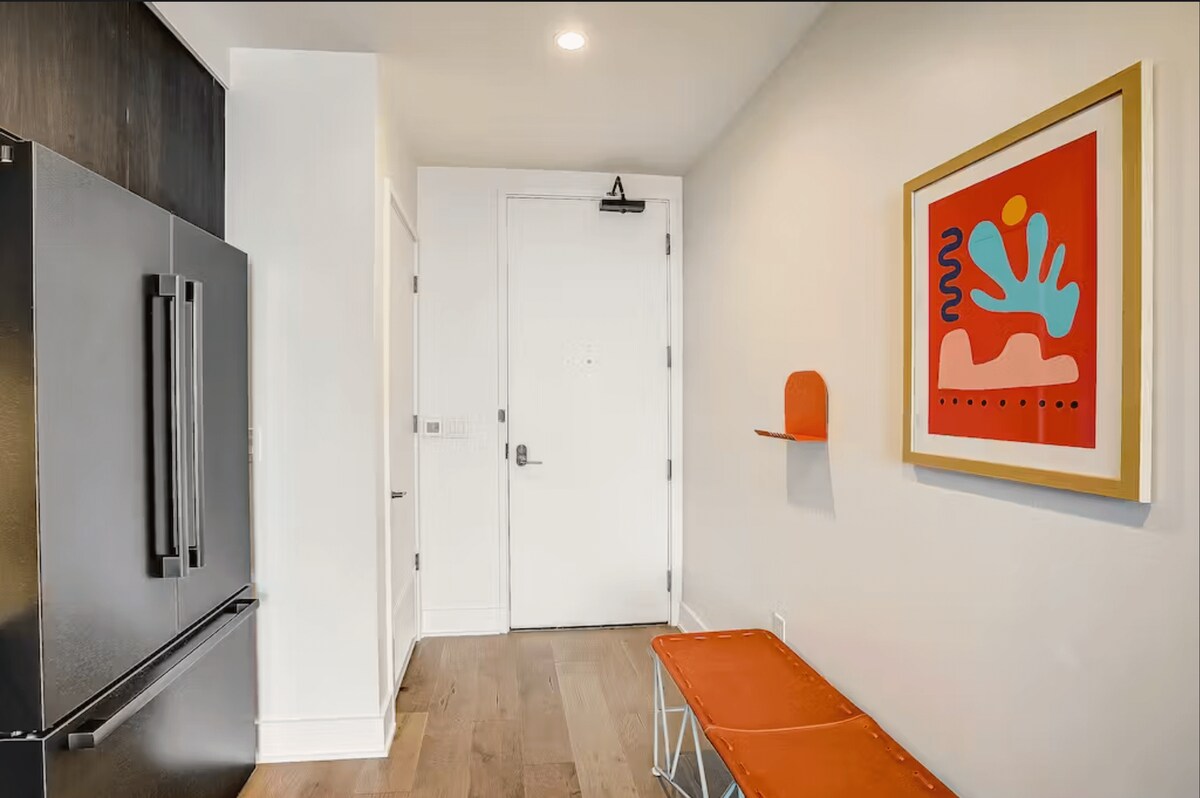 18th Floor Studio Suite Downtown Luxury High Rise
