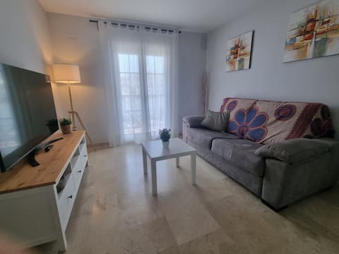 Popular Airbnb listing: Downtown and Beach Apartment in Torremolinos
