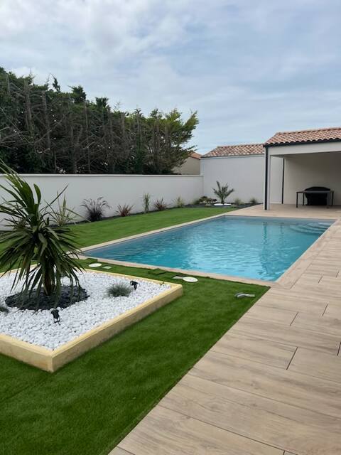House with 3-star La Rochelle pool