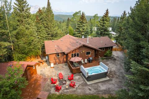 Mountain Chalet | 2-Min to Jasper National Park