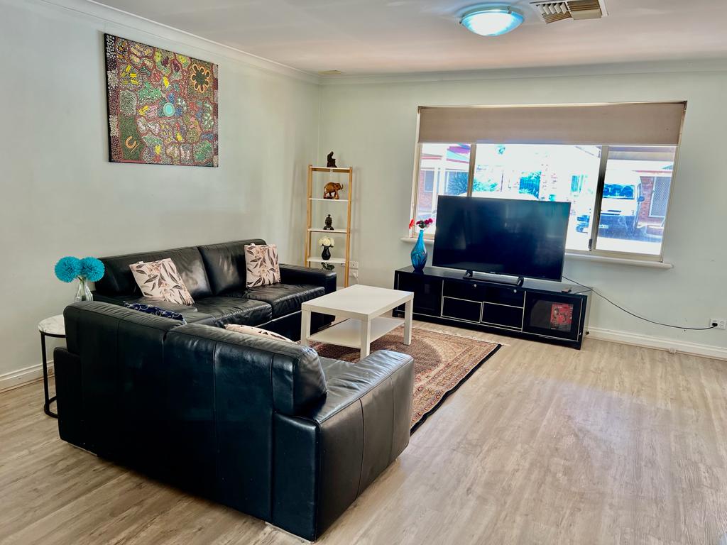 Popular Airbnb listing: Somerville House - Quiet & Secure in City Of Kalgoorlie Boulder