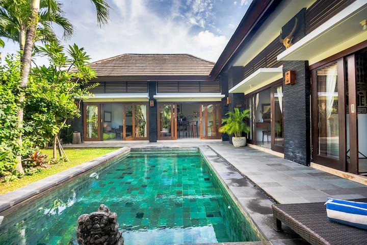 Modern Relaxing Villa In Canggu. - Bali