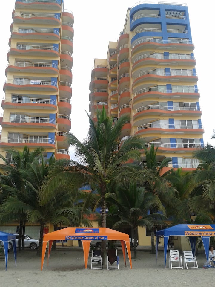 Atacames, Frente Al Mar - Atacames