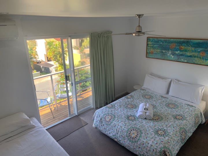 7 Best PetFriendly Airbnbs In Airlie Beach, Australia Updated 2024