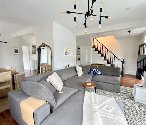 Popular Airbnb listing: Conrad House - A Lunenburg Waterfront Retreat! in Lunenburg