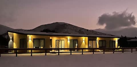 Alpine Bach Holiday
Experiences
South Island NZ