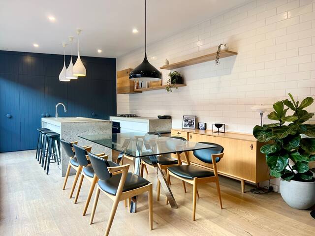 Stylish Victorian house in Balaclava/St Kilda Area gallery image 2