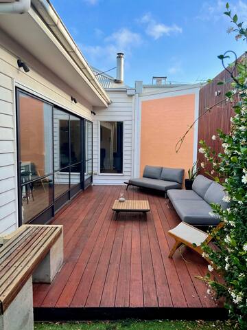 Stylish Victorian house in Balaclava/St Kilda Area gallery image 5