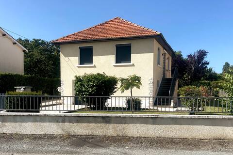 Nice house with garden and private pool