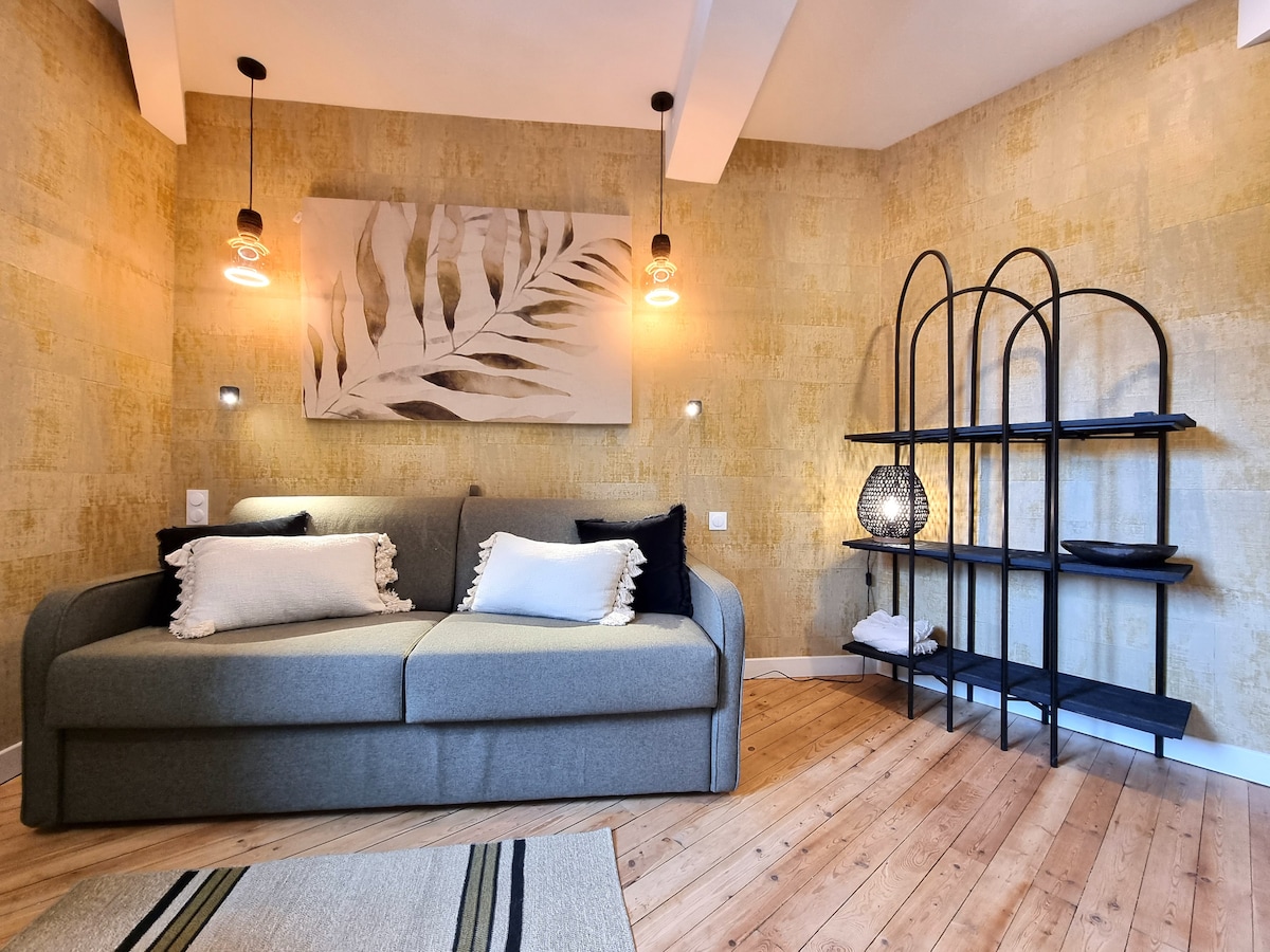 Propriété Airbnb réussie: La suite des sens – Hypercentre – Top comfort à Diocèse De Soissons, Laon Et Saint Quentin