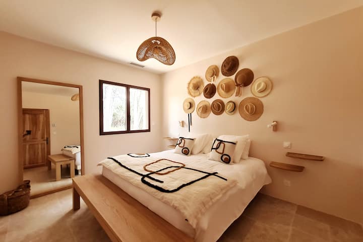 Dormitorio 2 Cama king size 180x200 colchón de alta gama (5*)