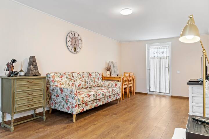 Living room 1