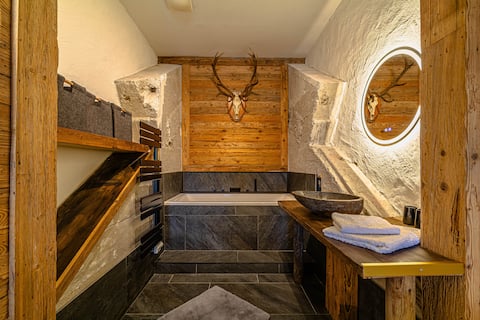 1. Alm-Apartment Hirscherl directly on the slopes