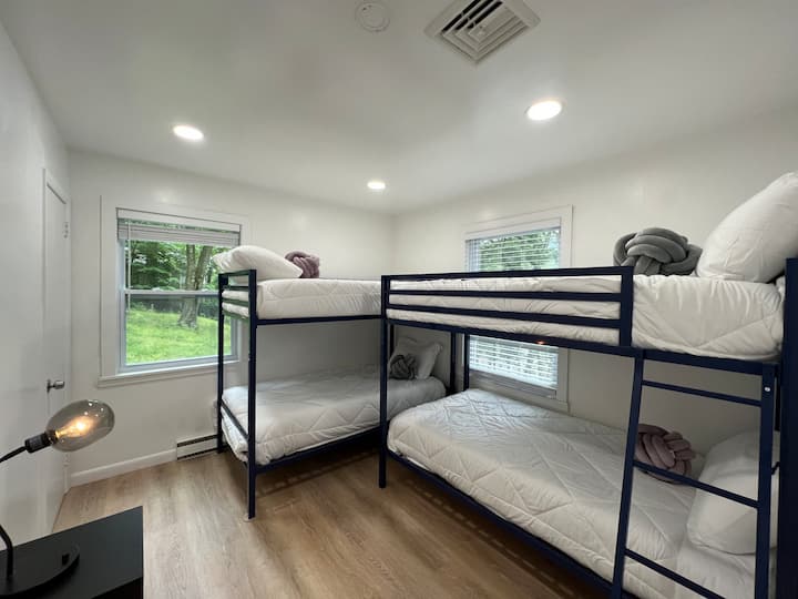 Four Temperpedic Bunk Beds!

Good for kids and adults!

Closet in room.
