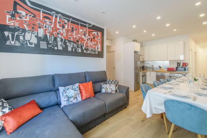 Top groups MALASAñA, by MoNARO gallery image 3