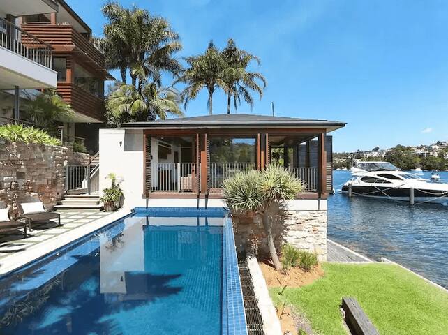 Cloudbreak Mosman waterfront plus steam room gallery image 3