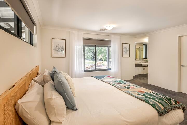 Peppermint Retreat – ultimate bush getaway gallery image 4