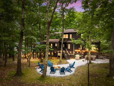 5BR Modern Poconos Mansion | Hot Tub, Lake Access