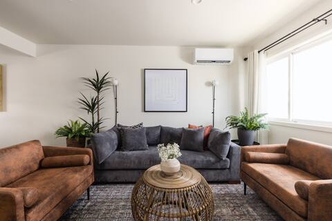 Cali-Cool Casa | LAX | SOFI | Beach | Forum