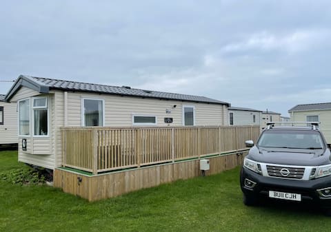Top performing Airbnb: Static Caravan Harlyn Sands in St. Merryn