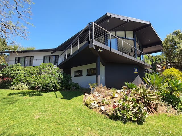 Family home in Cape Town suburbs