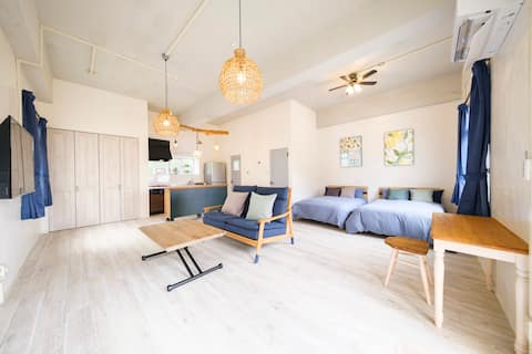 Sleeps up to 4 people/Fully renovated!Fitting!/Open Space of High Patio/Room 202 Panari