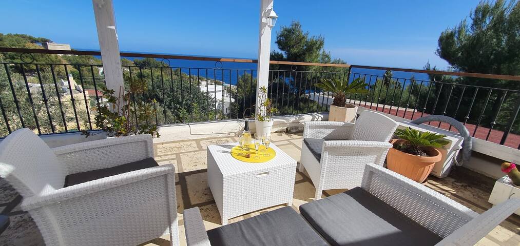 Casa vacanza Il Carrubo di Novaglie gallery image 4