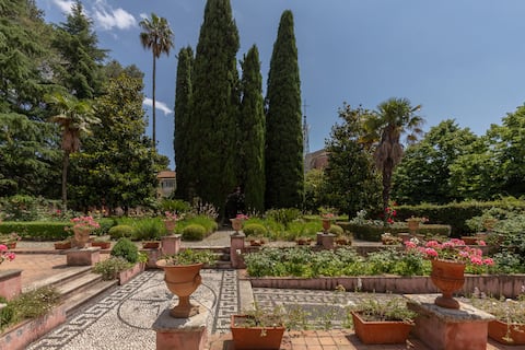Villa Gravina -Ancient Hall betwixt Etna/ Taormina