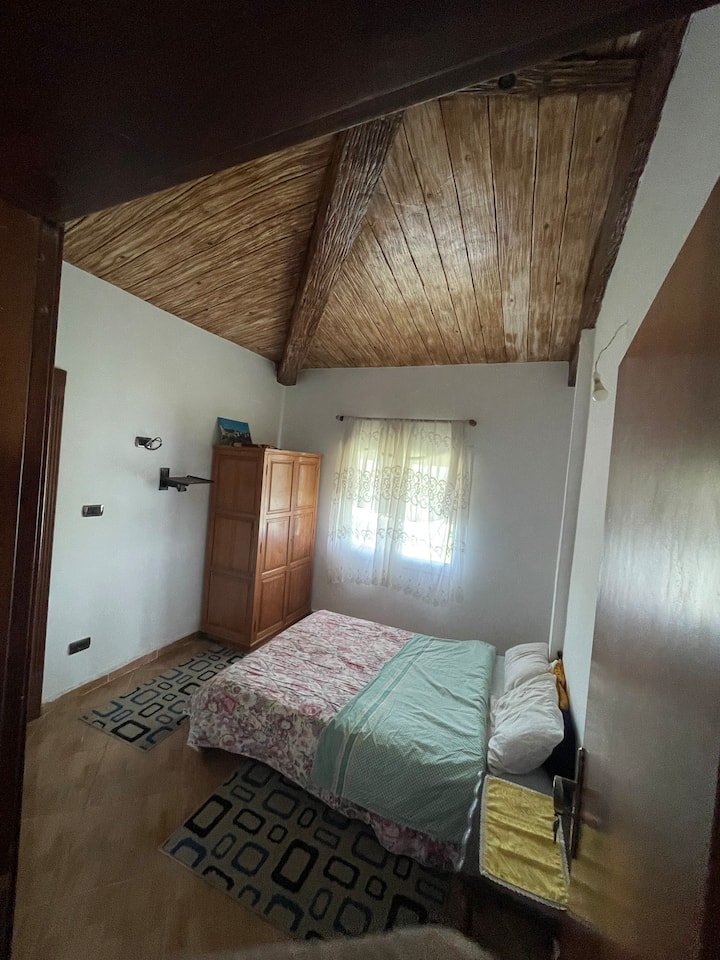 საძინებელი 1