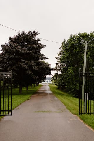 Le Domaine Tranquille gallery image 2