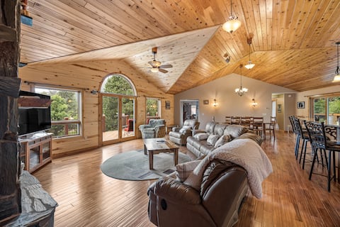 Peaceful Forest Park Lodge