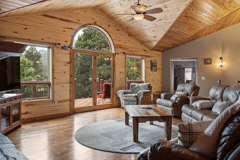 Peaceful Forest Park Lodge