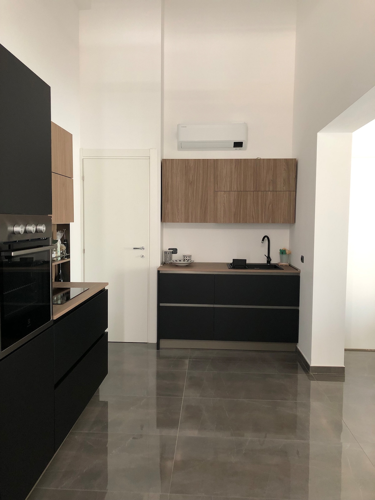 Top performing Airbnb: Two-room apartment a stone's throw from the sea. in Pozzallo