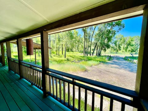 Secluded Riverfront Mountain Cabin & Fishing Oasis