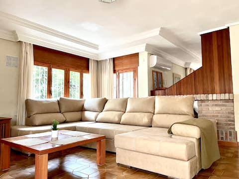 Top performing Airbnb: Home Campoamor in Orihuela