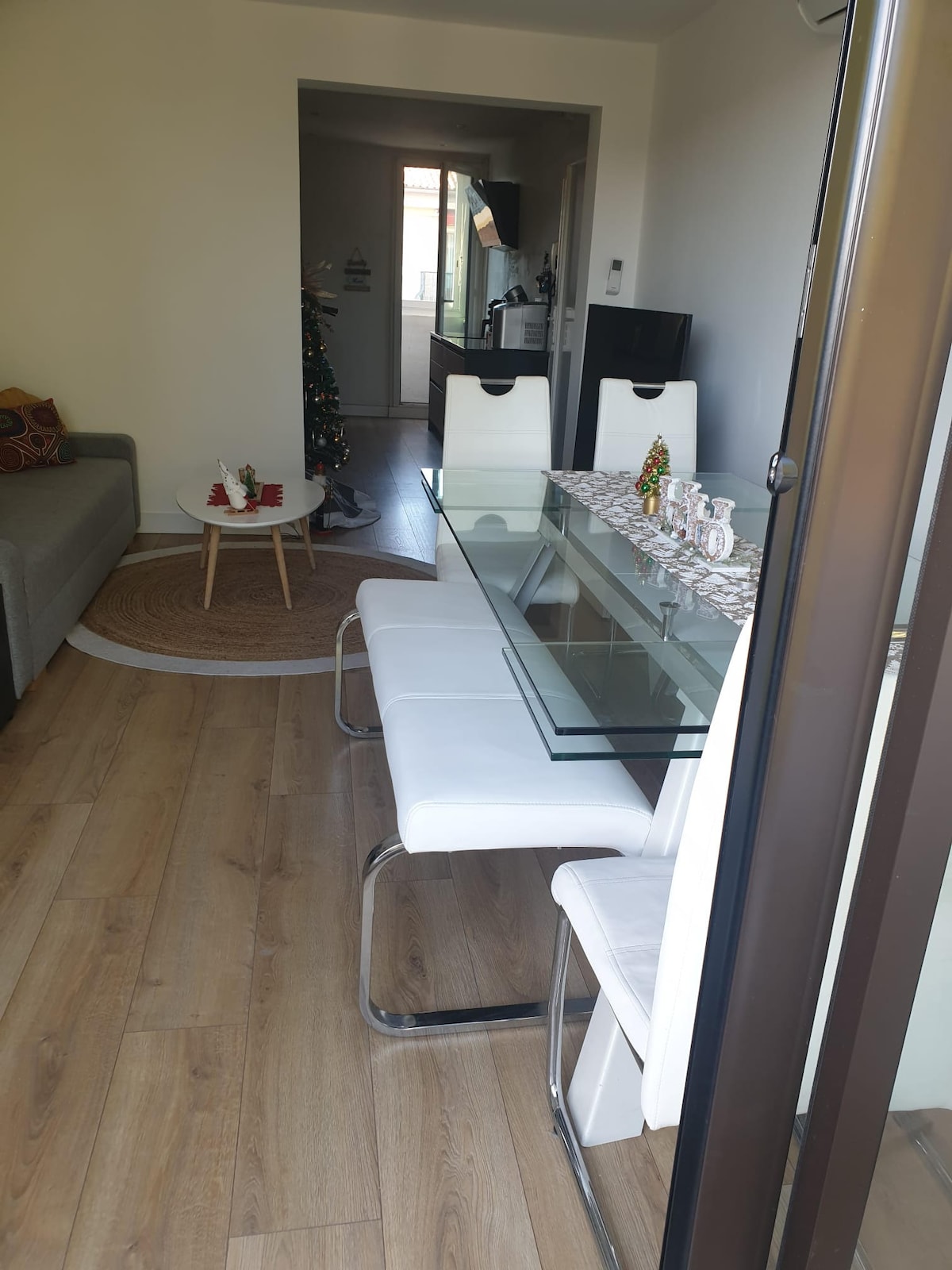 Top Airbnb: Cozy 2-bedroom, close to downtown à Aix En Provence