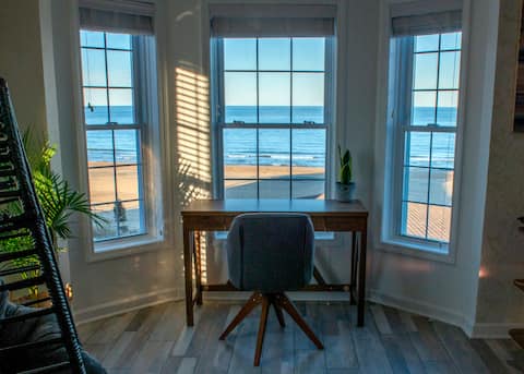 Beachfront Getaway, pet friendly
