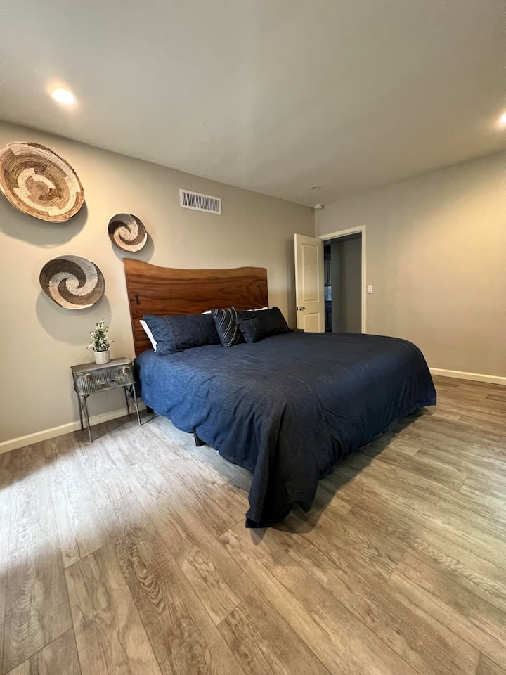 საძინებელი 1