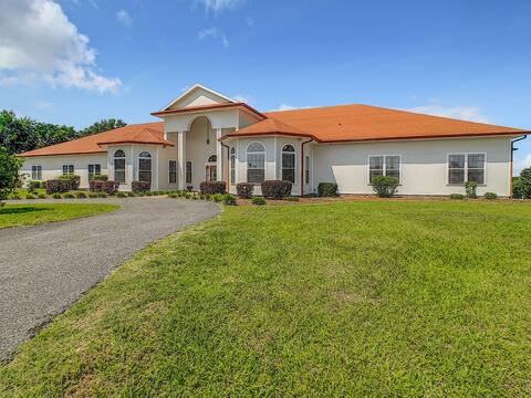 Hilltop Estate - Ocala's Largest Vacation Rental