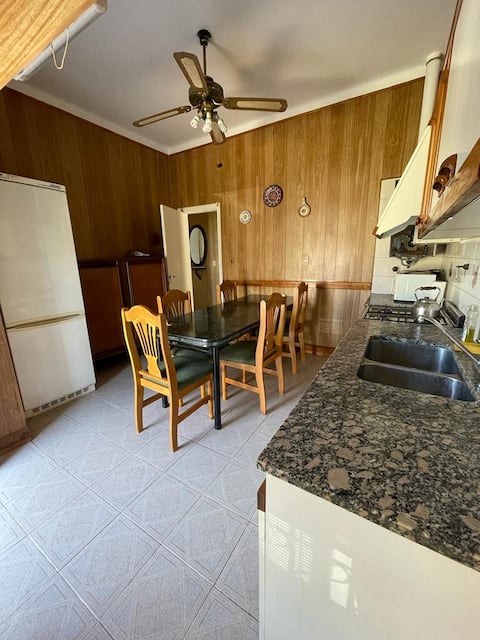 Anuncio de Airbnb popular: Wide house in Punta Mogotes en Faro Norte