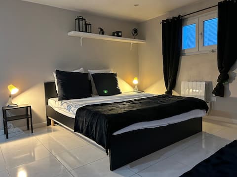 Cosy studio - autonome - CDG Paris Airport