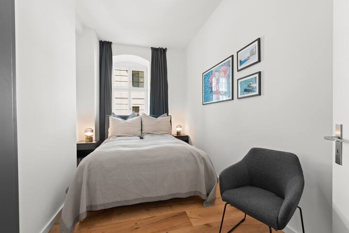 The Straßurger, 3BR, Group&Family flat, 4-6 Guests gallery image 2