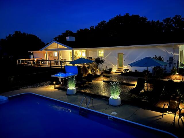 Pool W/ a View Hot Tub, Fire Pit, and More gallery image 5