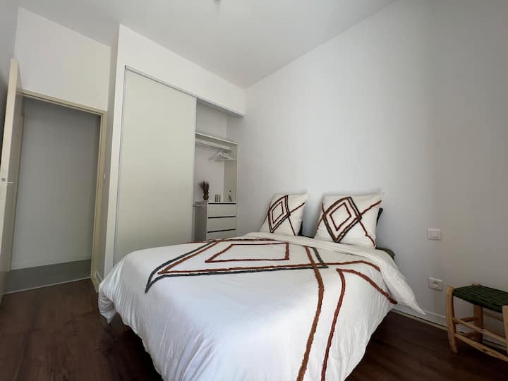 غرفة النوم 2